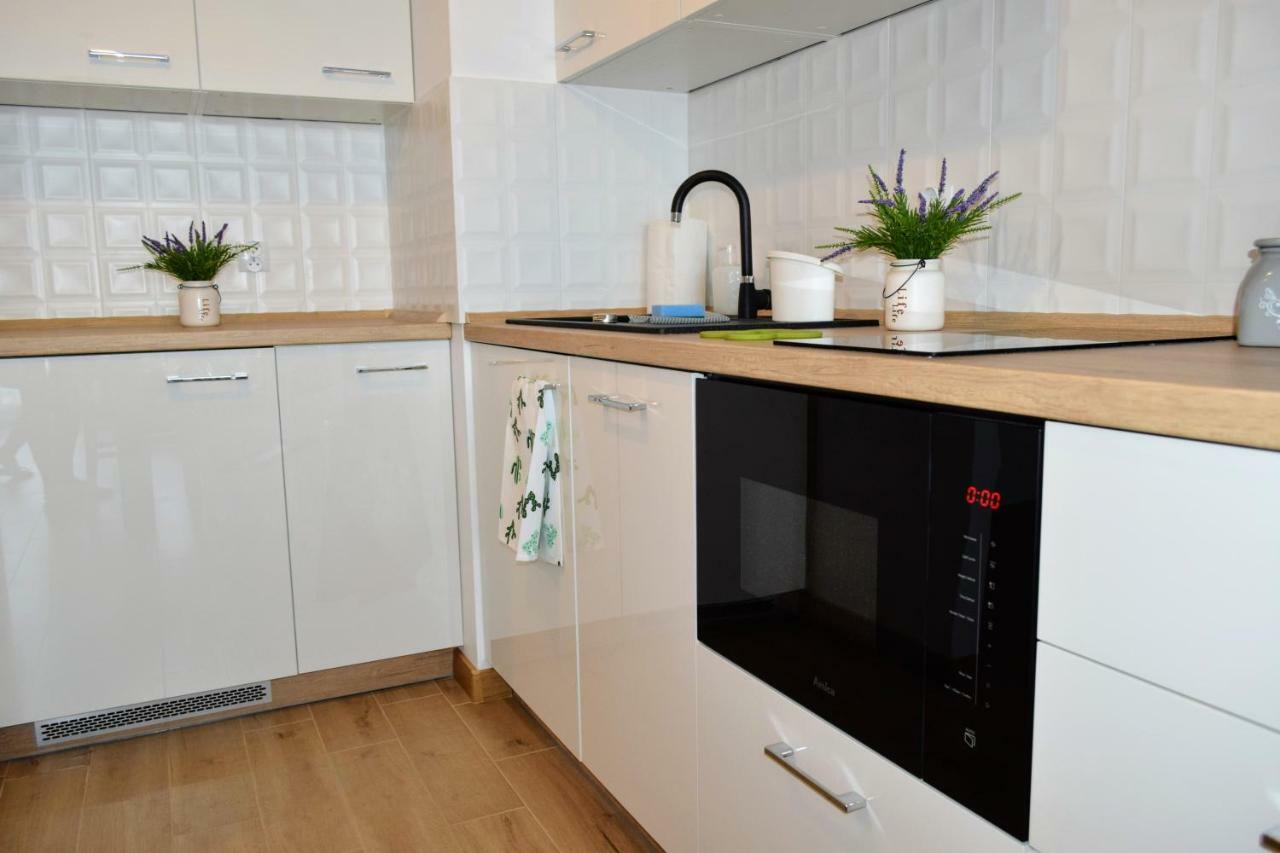 Anders Z Miejscem W Garazu I Rowerami Apartment