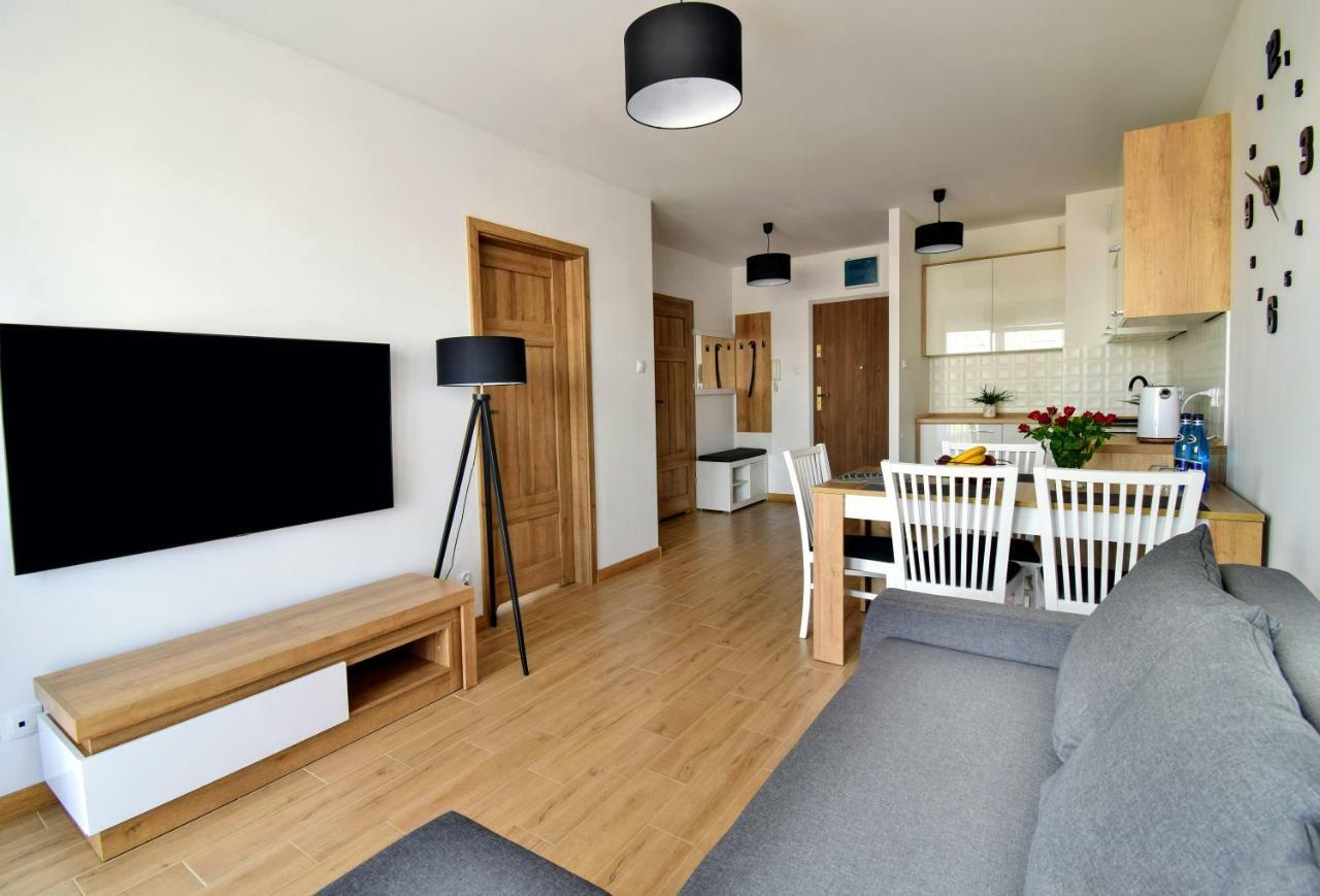 Anders Z Miejscem W Garazu I Rowerami Apartment *
