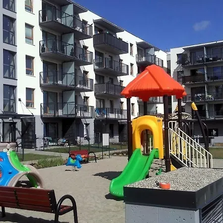 Apartament Anders Z Miejscem W Garazu I Rowerami Kolberg Exterior foto